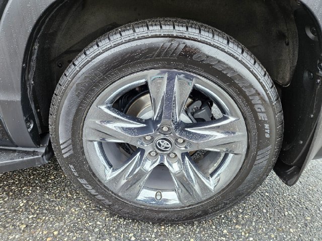 Used 2019 Toyota Highlander Limited Platinum AWD/4WD image 10