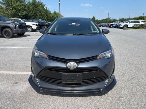 Used 2019 Toyota Corolla LE FWD image 2
