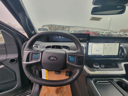 New 2026 Ford Expedition Platinum w/ Stealth Performance Package image 12