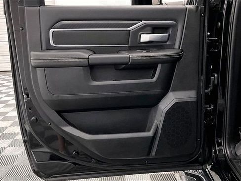 Used 2025 RAM 2500 Big Horn image 23