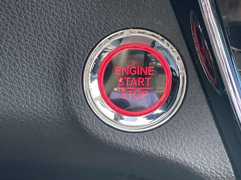 Used 2022 Honda HR-V EX image 36