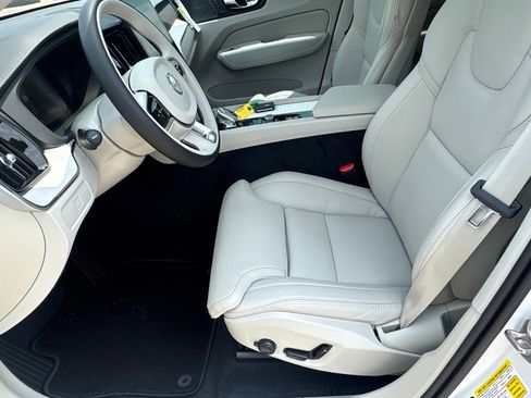 New 2026 Volvo XC60 B5 Ultra w/ Protection Package Premier image 18