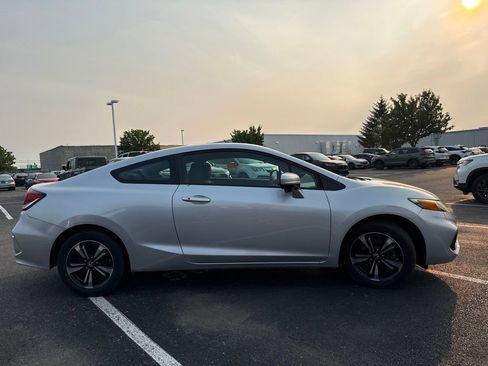 Used 2014 Honda Civic EX image 12
