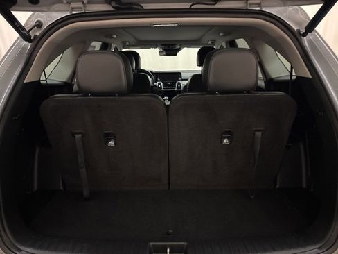 Certified 2023 Kia Sorento SX image 12