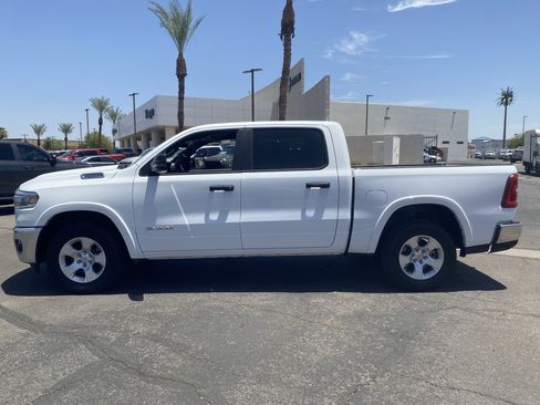 Certified 2025 RAM 1500 Big Horn AWD/4WD image 3