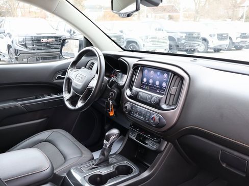 Used 2022 GMC Canyon AT4 image 38