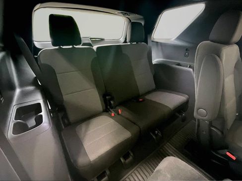 Used 2023 Chevrolet Traverse LT AWD/4WD image 26