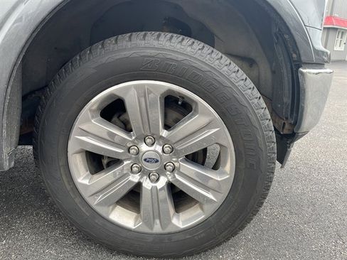 Used 2018 Ford F150 Lariat AWD/4WD image 5