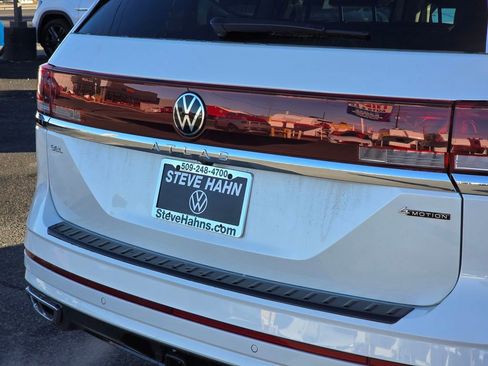 New 2026 Volkswagen Atlas SEL Premium R-Line AWD/4WD image 14