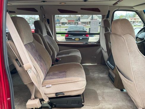 Used 1999 Ford E-150 and Econoline 150 image 36