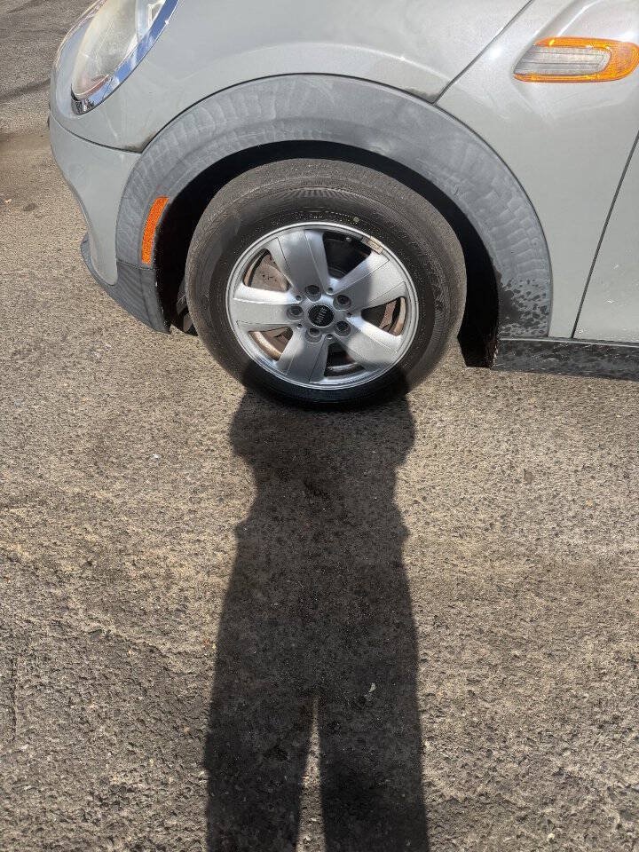 Used 2017 MINI Cooper 4-Door Hardtop FWD image 15