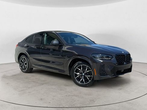 Used 2025 BMW X4 xDrive30i w/ Premium Package AWD/4WD image 1