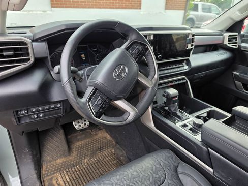 Used 2024 Toyota Tundra SR5 w/ TRD Off-Road Premium Package AWD/4WD image 4