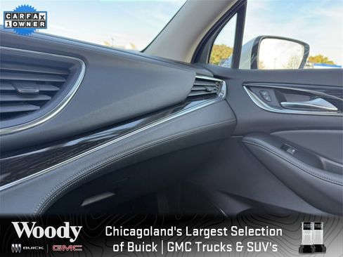 Used 2021 Buick Enclave Avenir w/ Avenir Technology Package image 27