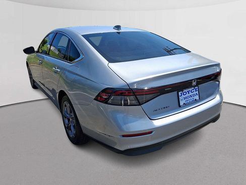 Certified 2023 Honda Accord EX image 8