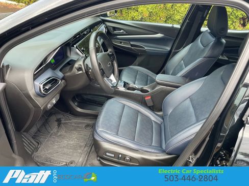 Used 2023 Chevrolet Bolt EUV Premier w/ Super Cruise Package image 16