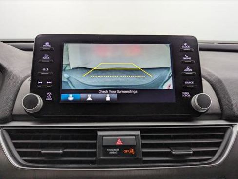 Used 2021 Honda Accord LX image 27
