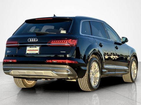 Used 2021 Audi Q7 3.0T Premium Plus image 5