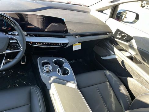 New 2026 Cadillac Optiq Sport 1 image 15