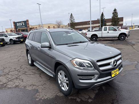 Used 2015 Mercedes-Benz GL 450 4MATIC image 4