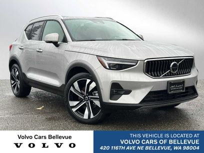 Used 2025 Volvo XC40 B5 Plus w/ Climate Package