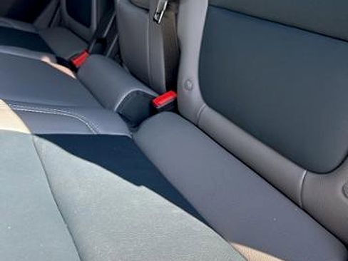 New 2024 Ford Bronco Outer Banks w/ Sasquatch Package image 40