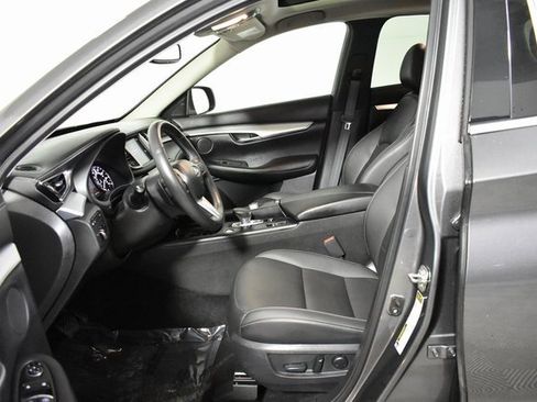 Used 2021 INFINITI QX50 Luxe image 11