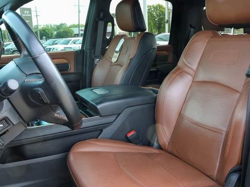 Used 2023 RAM 2500 Limited AWD/4WD image 16