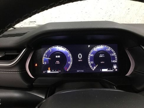 Used 2023 Jeep Grand Cherokee Laredo w/ Luxury Tech Group I AWD/4WD image 14
