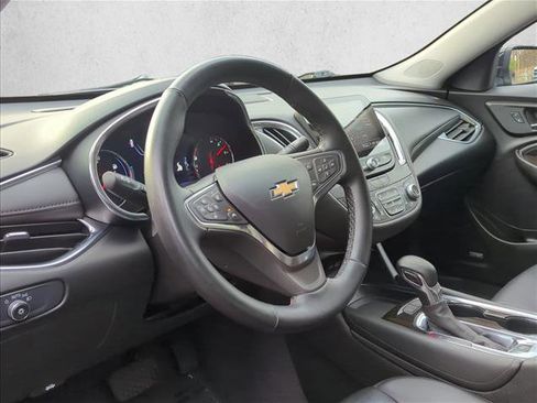 Used 2024 Chevrolet Malibu LT image 9