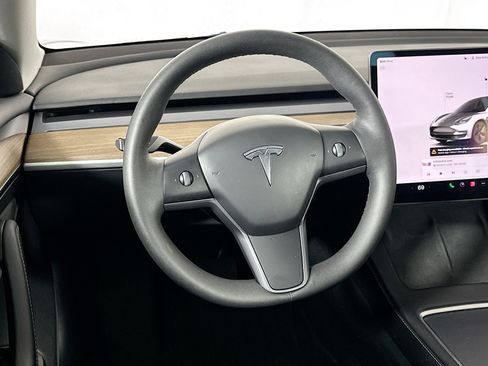 Used 2023 Tesla Model 3 Standard Range RWD image 17