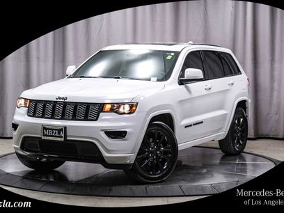 Used 2020 Jeep Grand Cherokee Altitude