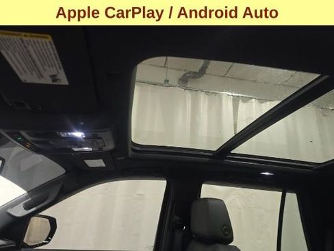 Used 2023 Chevrolet Tahoe Z71 w/ Luxury Package image 11