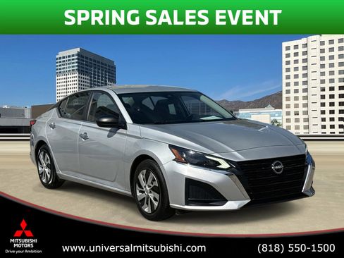Used 2024 Nissan Altima 2.5 S image 1