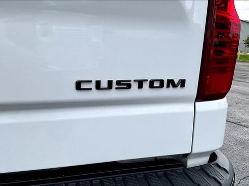 Used 2026 Chevrolet Silverado 1500 Custom Trail Boss w/ Dark Appearance Package AWD/4WD image 24