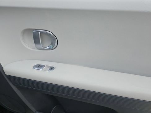 Certified 2024 Hyundai Ioniq 5 SEL RWD image 12
