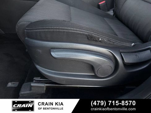 Used 2019 Kia Sportage LX AWD/4WD image 11