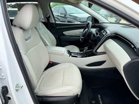 Used 2022 Hyundai Tucson SEL w/ Convenience + Premium Package FWD image 12