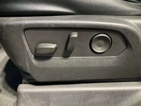 Used 2024 Chevrolet Silverado 1500 RST image 6