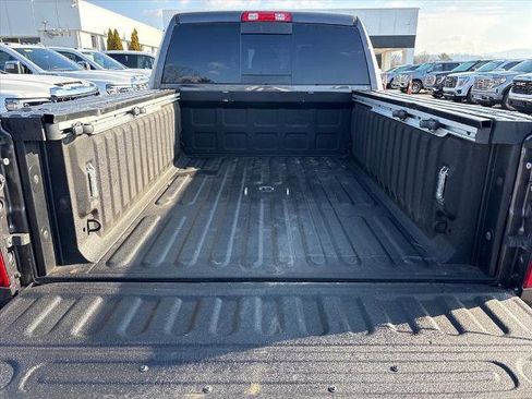 Used 2022 RAM 2500 Big Horn w/ Level C Equiment Group image 21