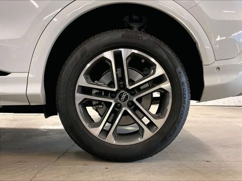 Certified 2025 Audi Q5 Premium Plus w/ Premium Plus image 11