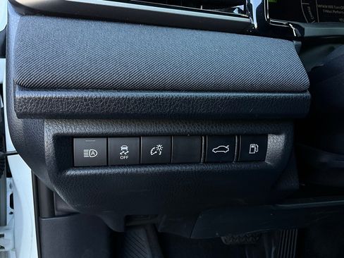 Used 2025 Toyota Camry LE image 21