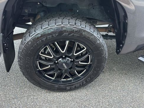 Used 2020 Toyota Tundra SR5 image 31