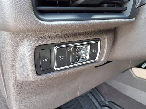 Used 2024 Lincoln Corsair FWD w/ Equipment Group 101A image 21