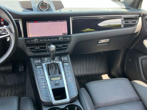 Used 2020 Porsche Macan S AWD/4WD image 29