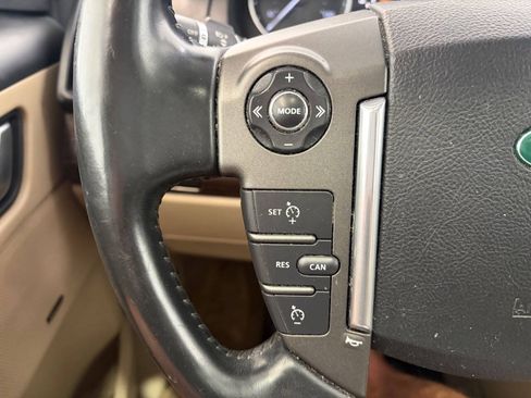 Used 2015 Land Rover LR2 AWD/4WD image 20