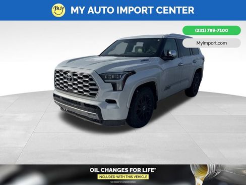 Used 2023 Toyota Sequoia Capstone image 3