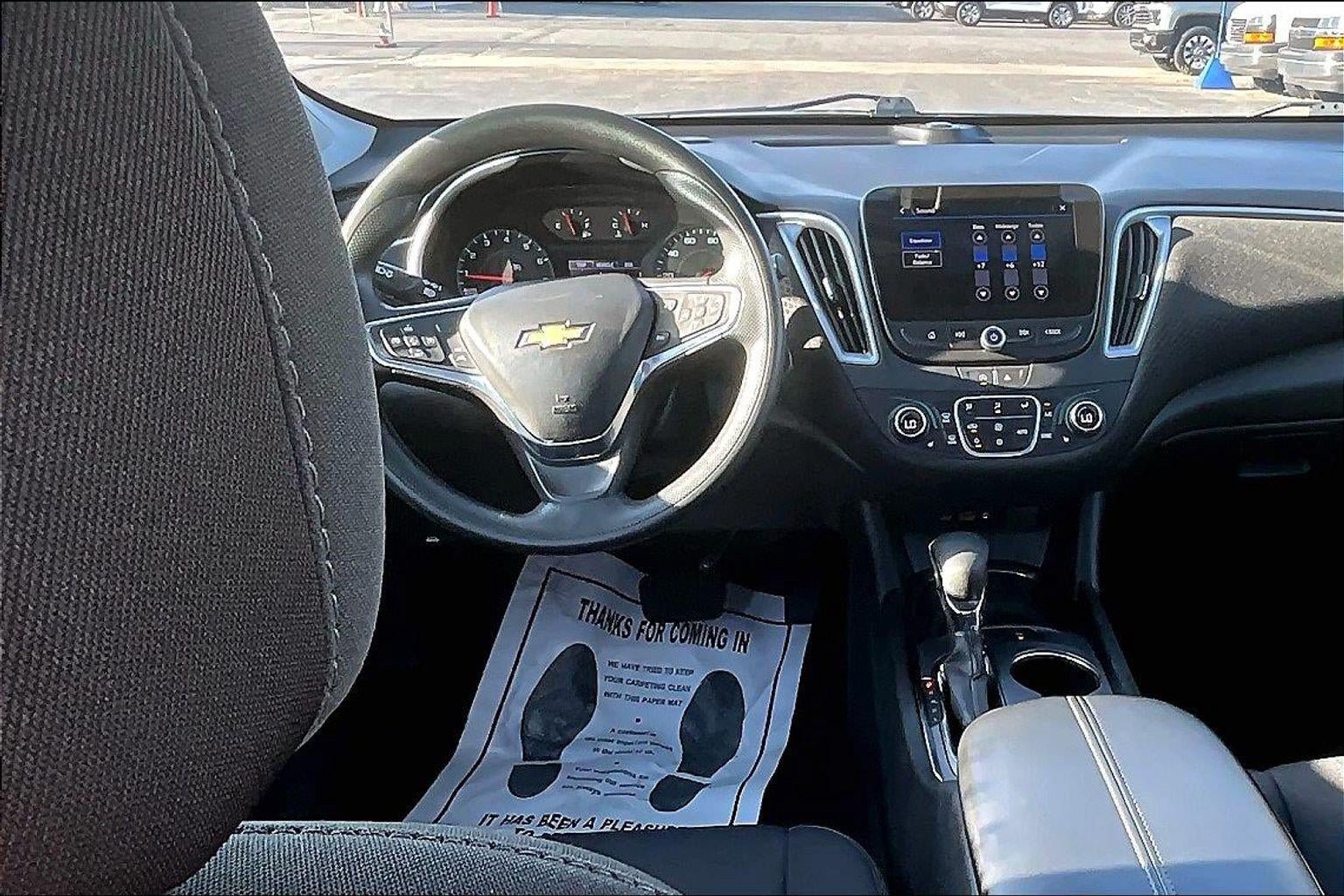 Used 2024 Chevrolet Malibu LT FWD image 5