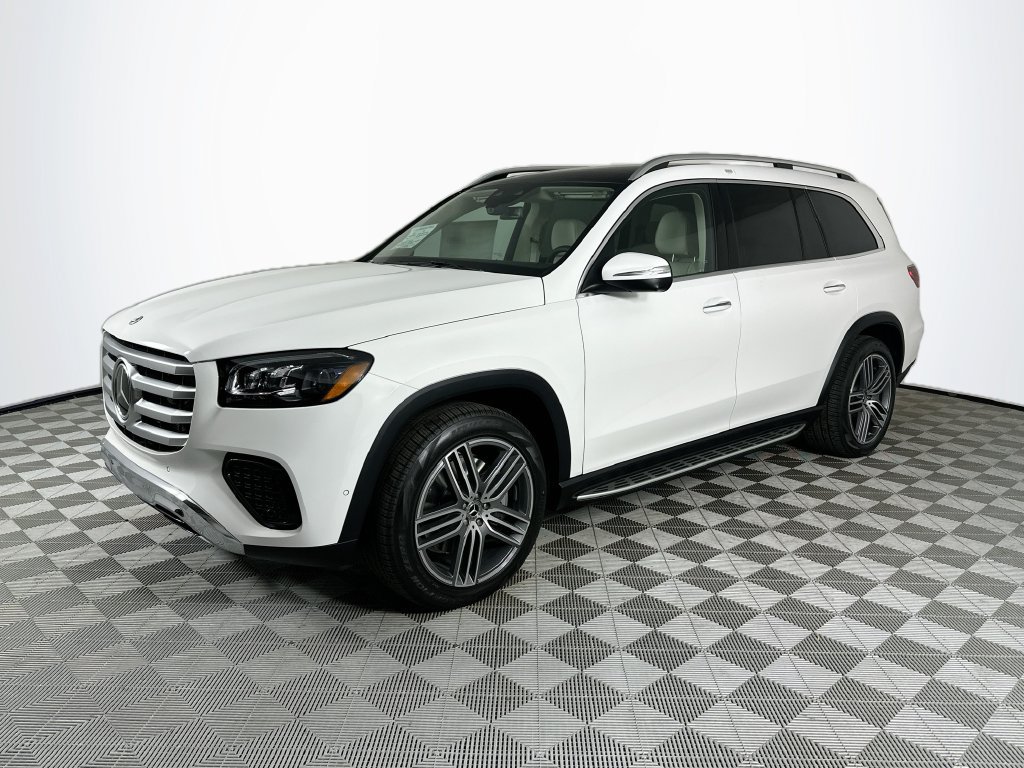 New 2026 Mercedes-Benz GLS 450 4MATIC image 3