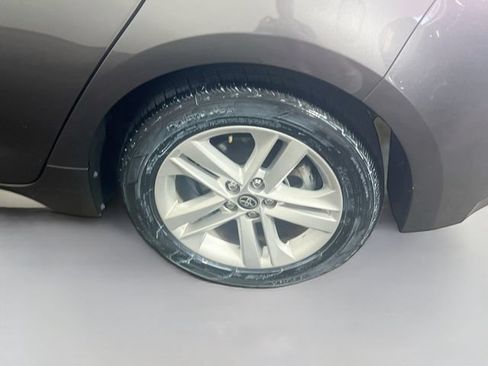 Used 2021 Toyota Corolla SE FWD image 24